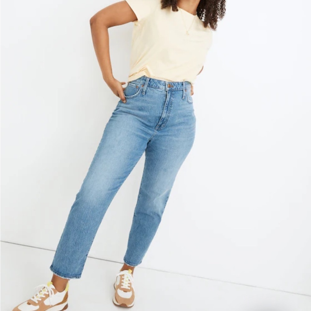 Madewell Classic Straight Jeans in Nearwood Wash Size 28
